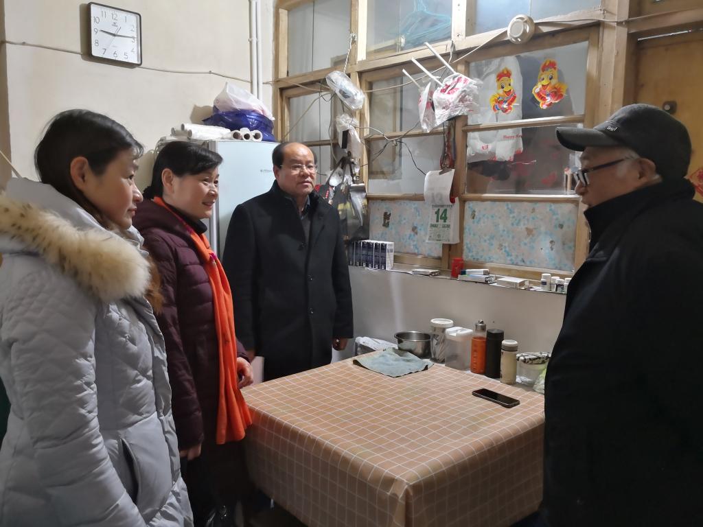 国产成人精品白浆久久69