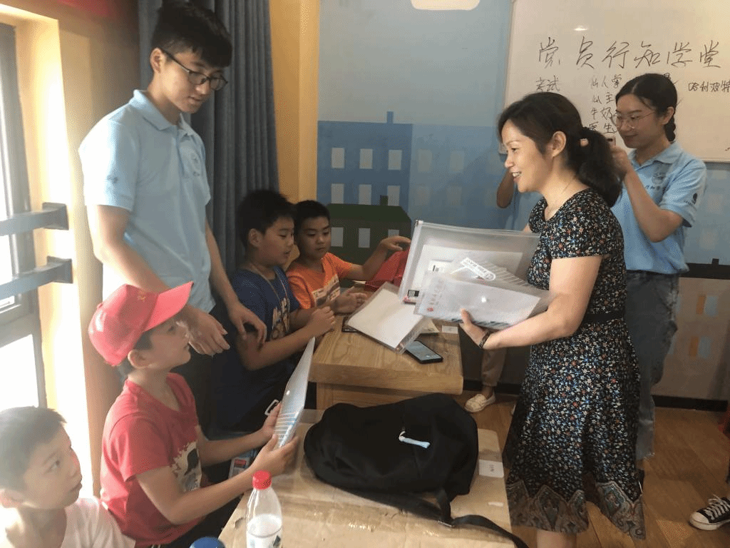 国产成人精品白浆久久69
