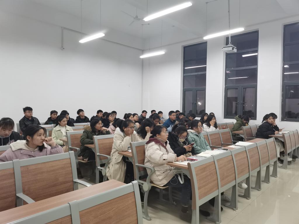 国产成人精品白浆久久69