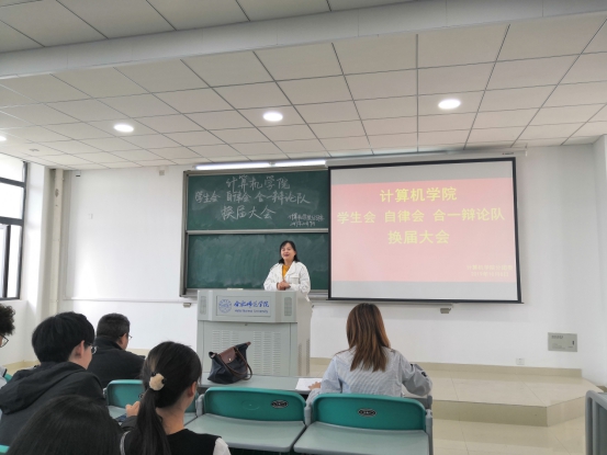 国产成人精品白浆久久69