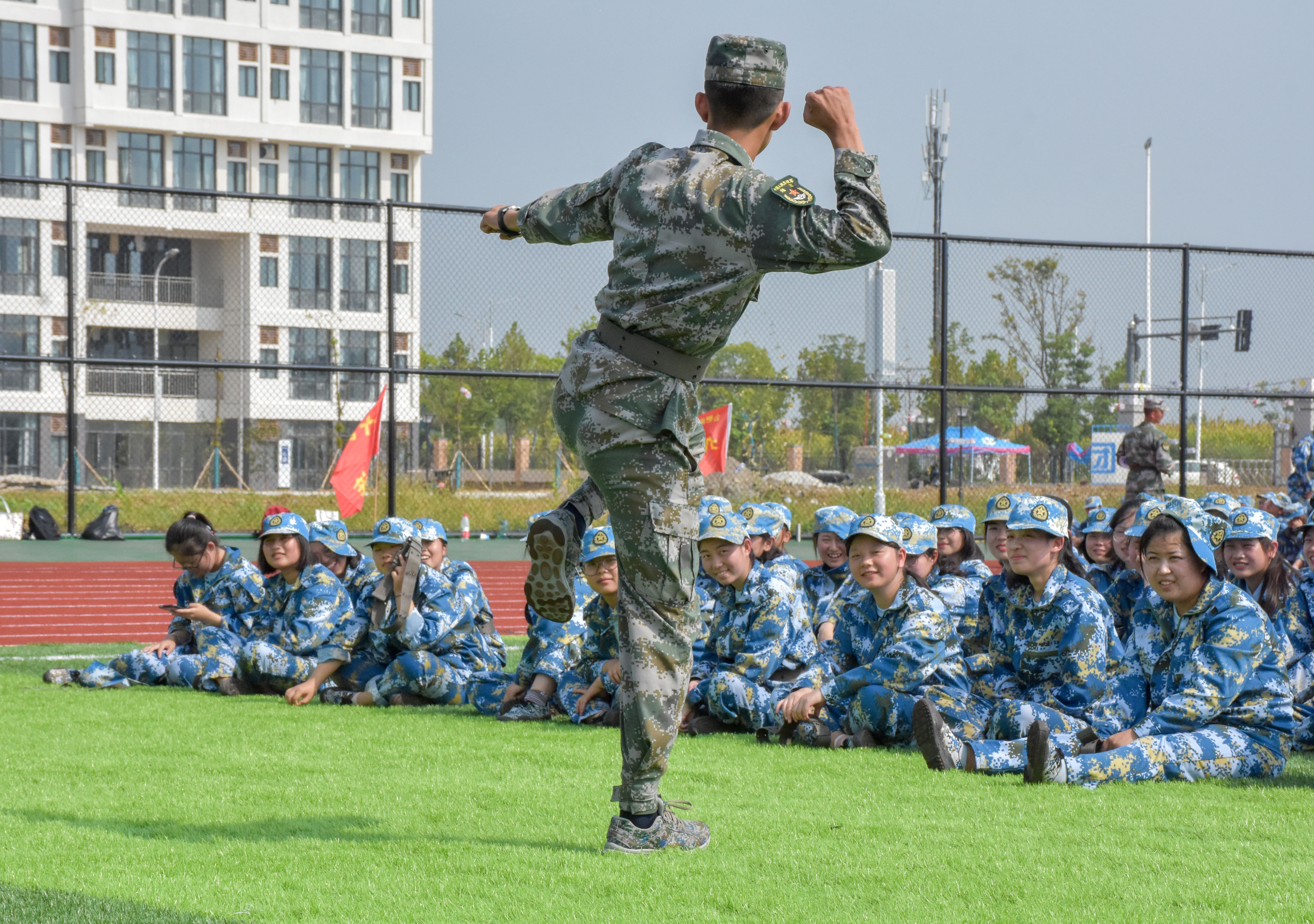 国产成人精品白浆久久69