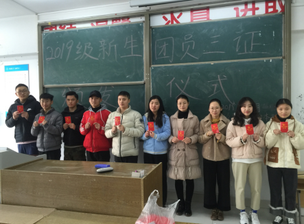 国产成人精品白浆久久69