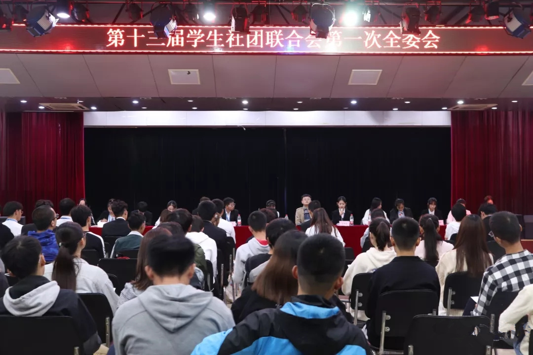 国产成人精品白浆久久69