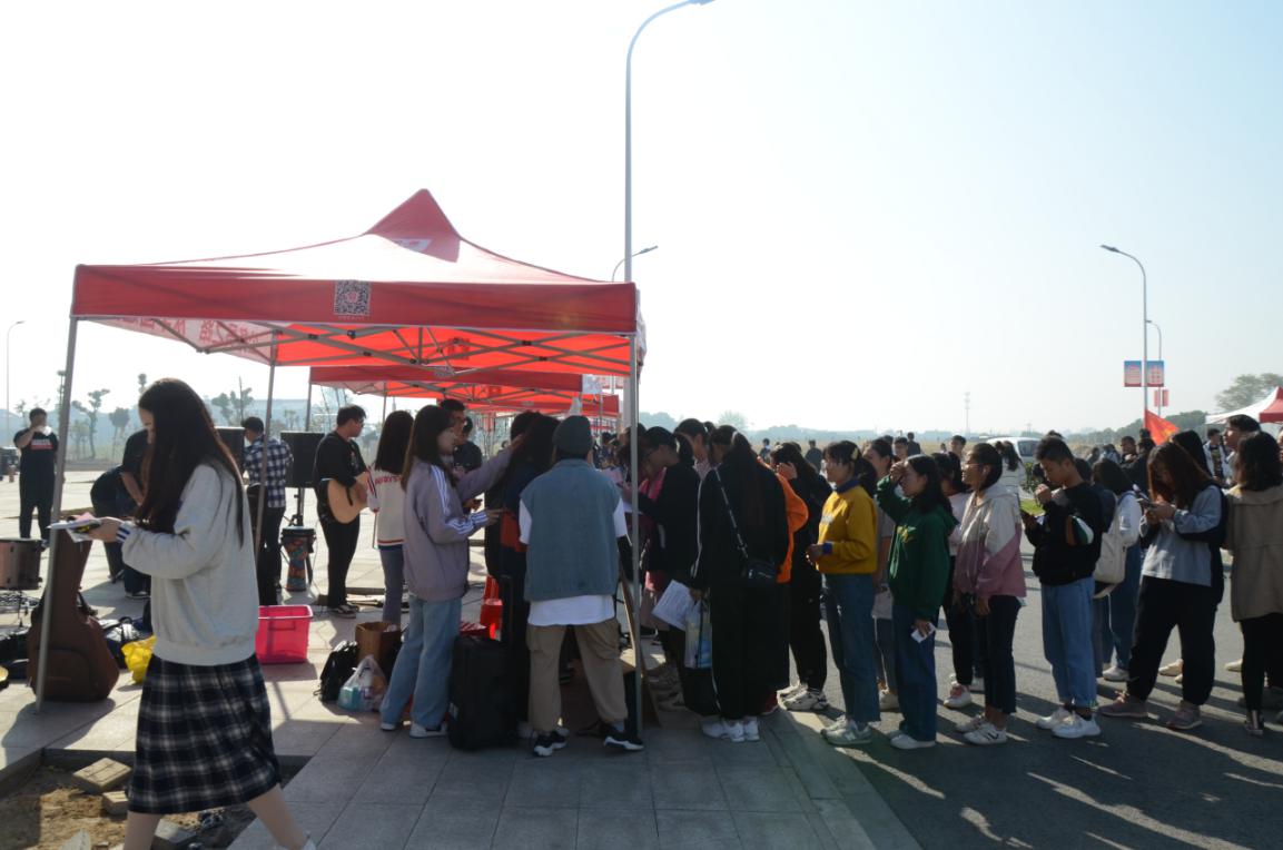 国产成人精品白浆久久69