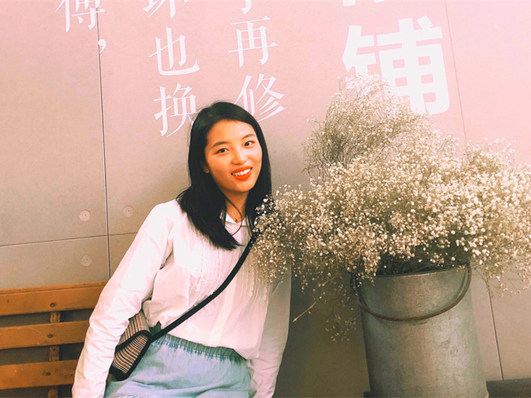 国产成人精品白浆久久69
