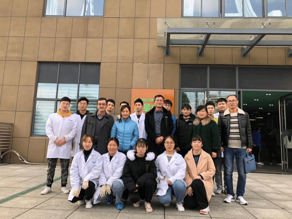 国产成人精品白浆久久69