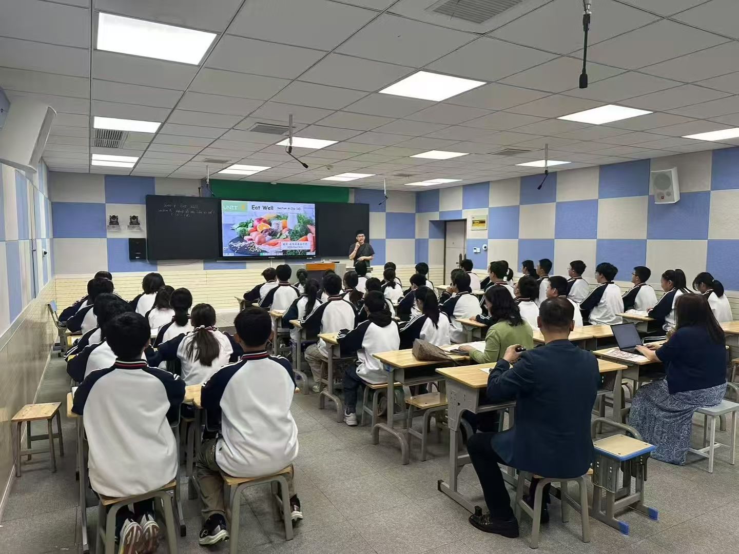 国产成人精品白浆久久69