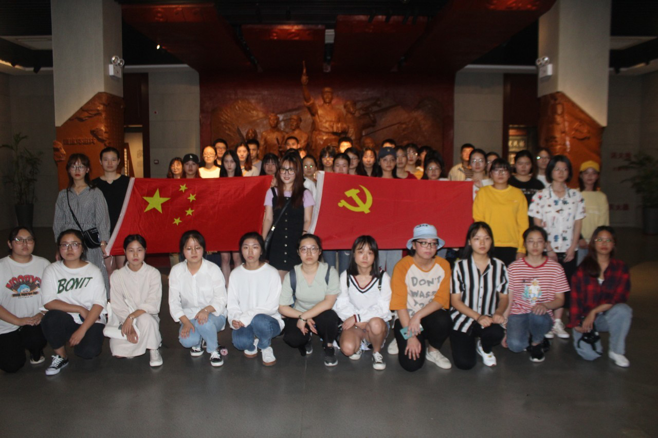 国产成人精品白浆久久69