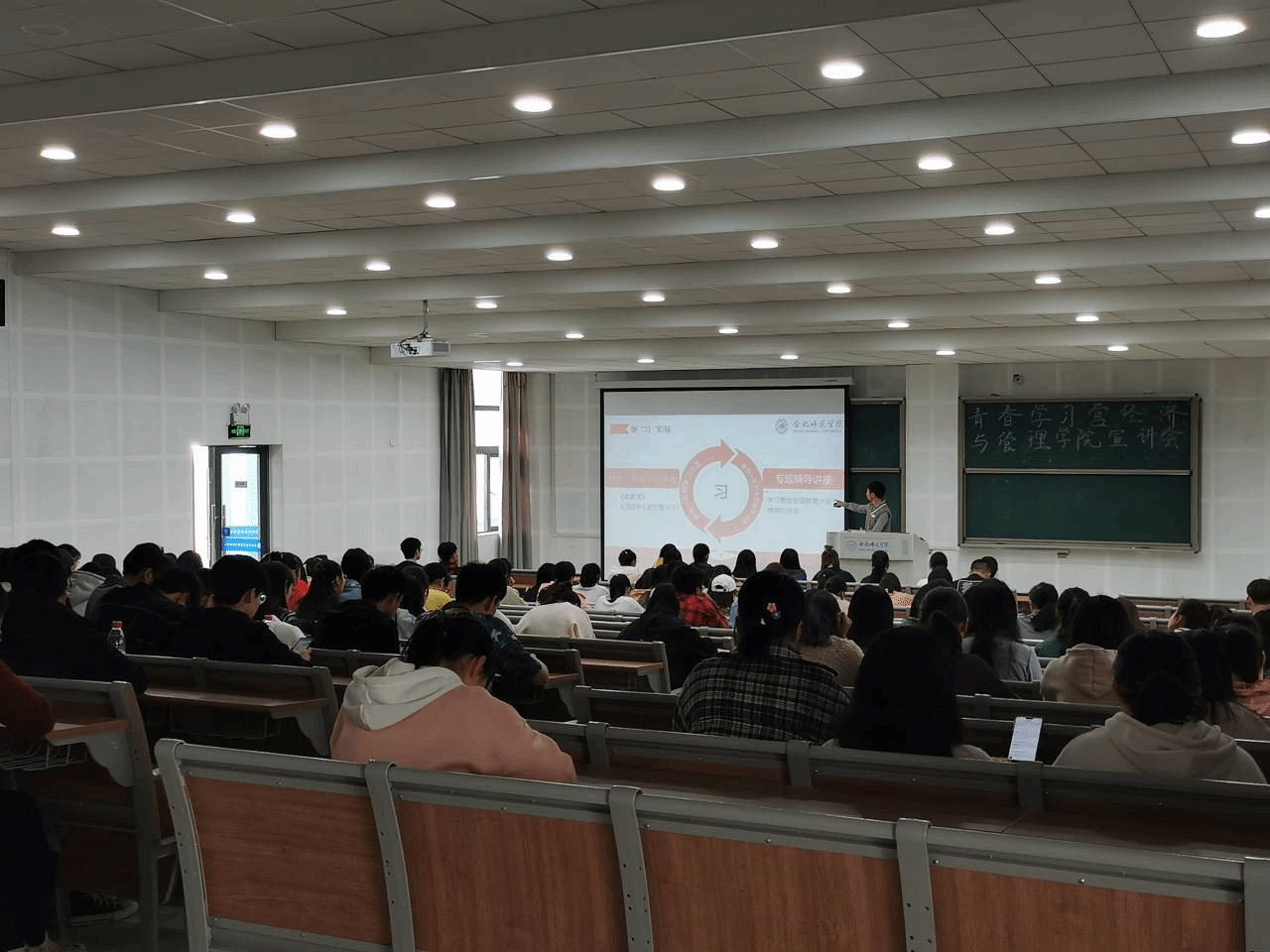 国产成人精品白浆久久69
