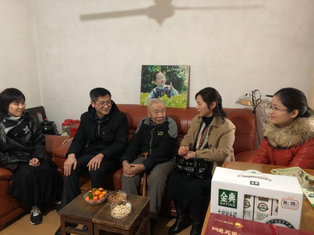 国产成人精品白浆久久69