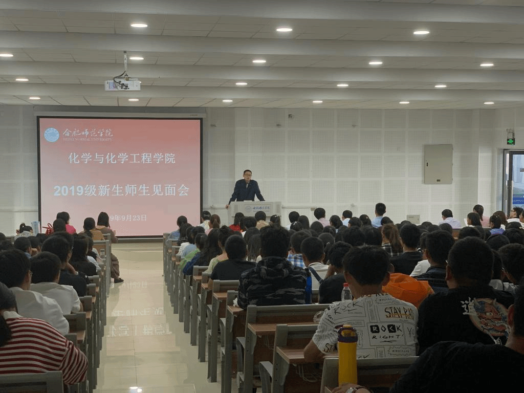国产成人精品白浆久久69