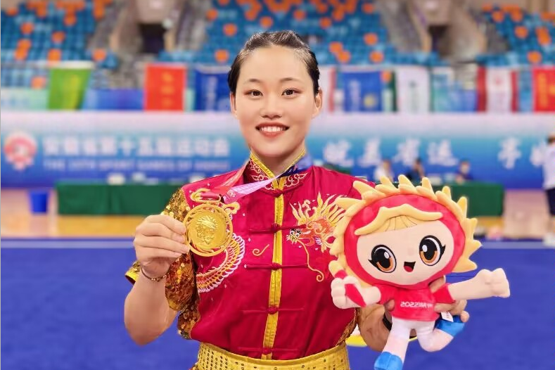 国产成人精品白浆久久69