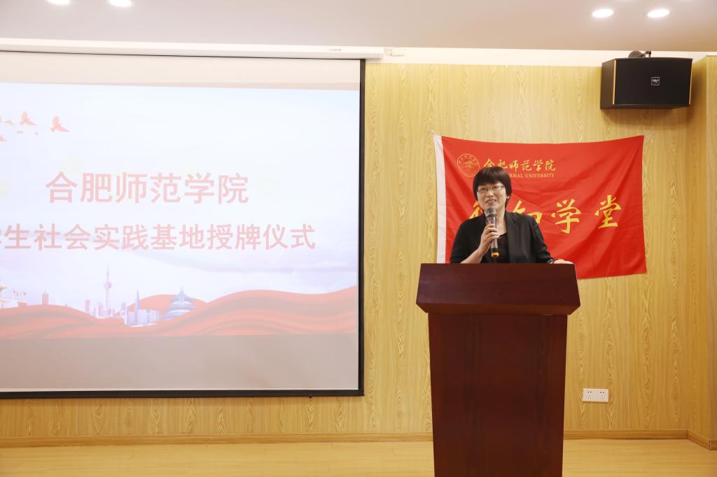 国产成人精品白浆久久69