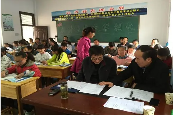 国产成人精品白浆久久69