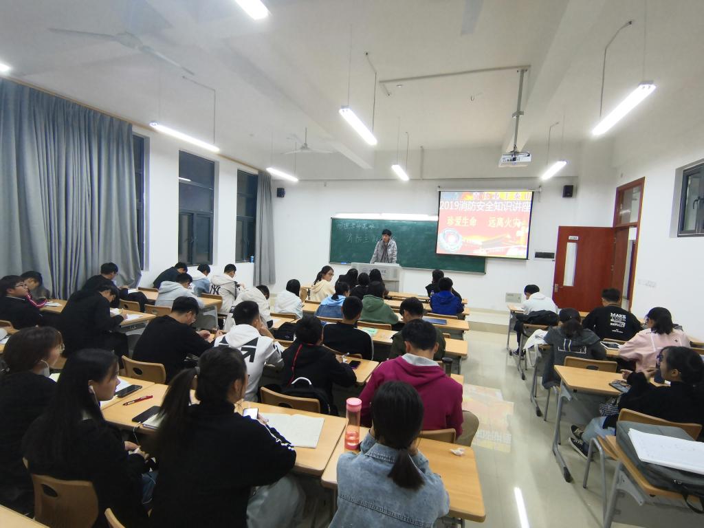 国产成人精品白浆久久69