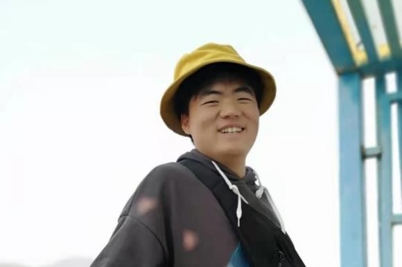国产成人精品白浆久久69