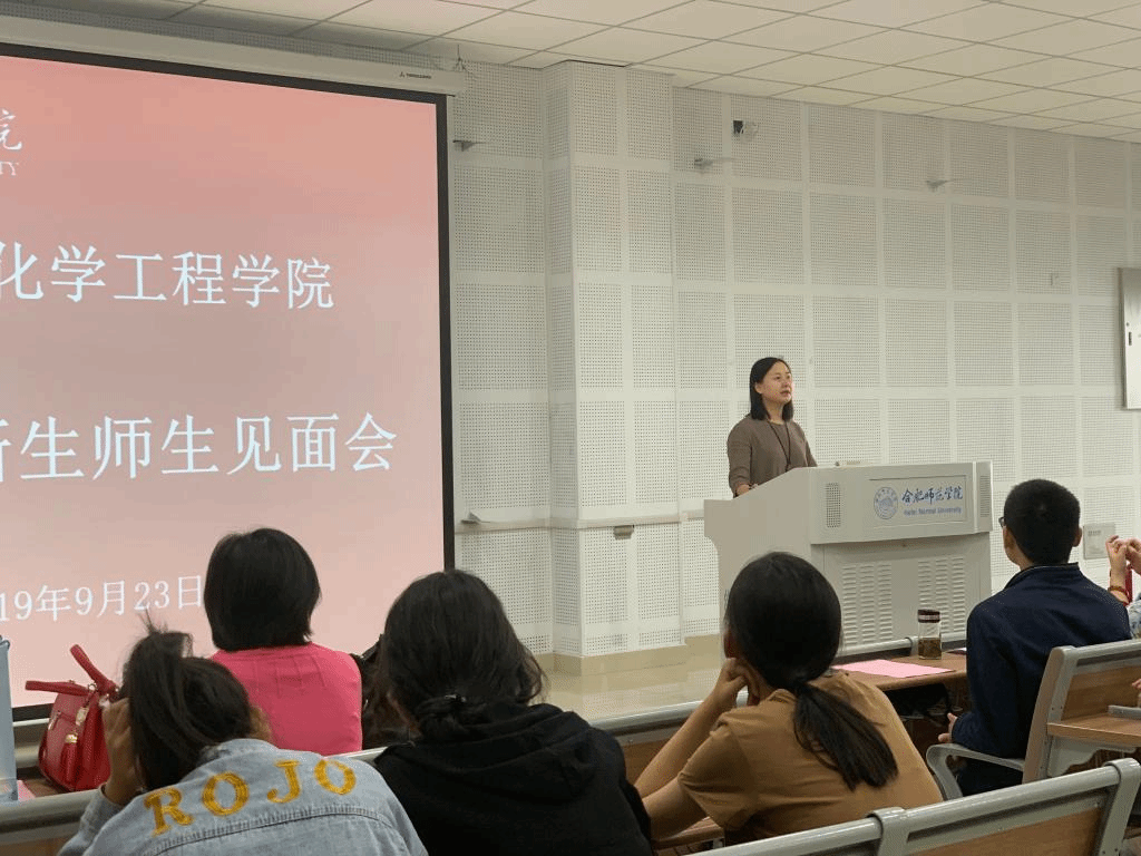 国产成人精品白浆久久69
