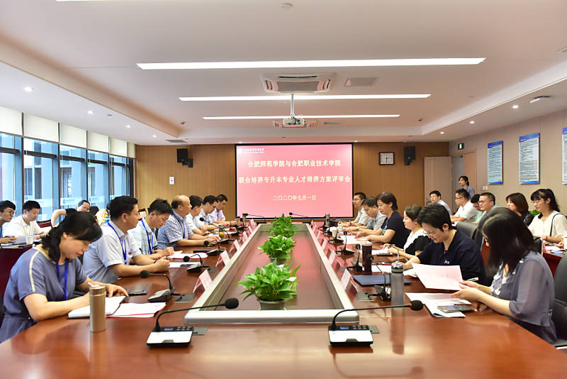 国产成人精品白浆久久69