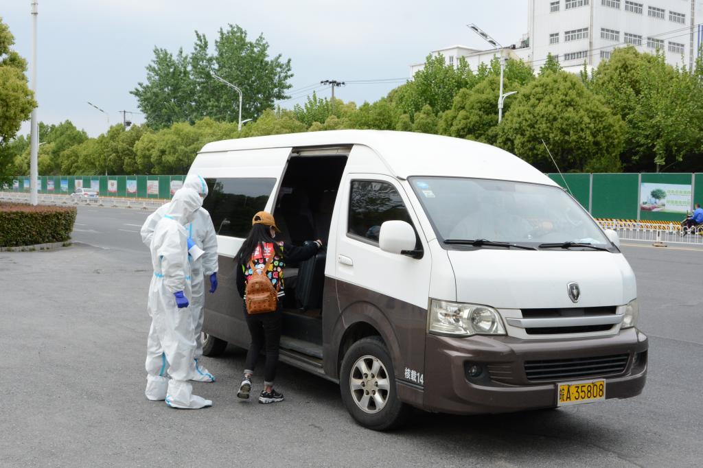 国产成人精品白浆久久69