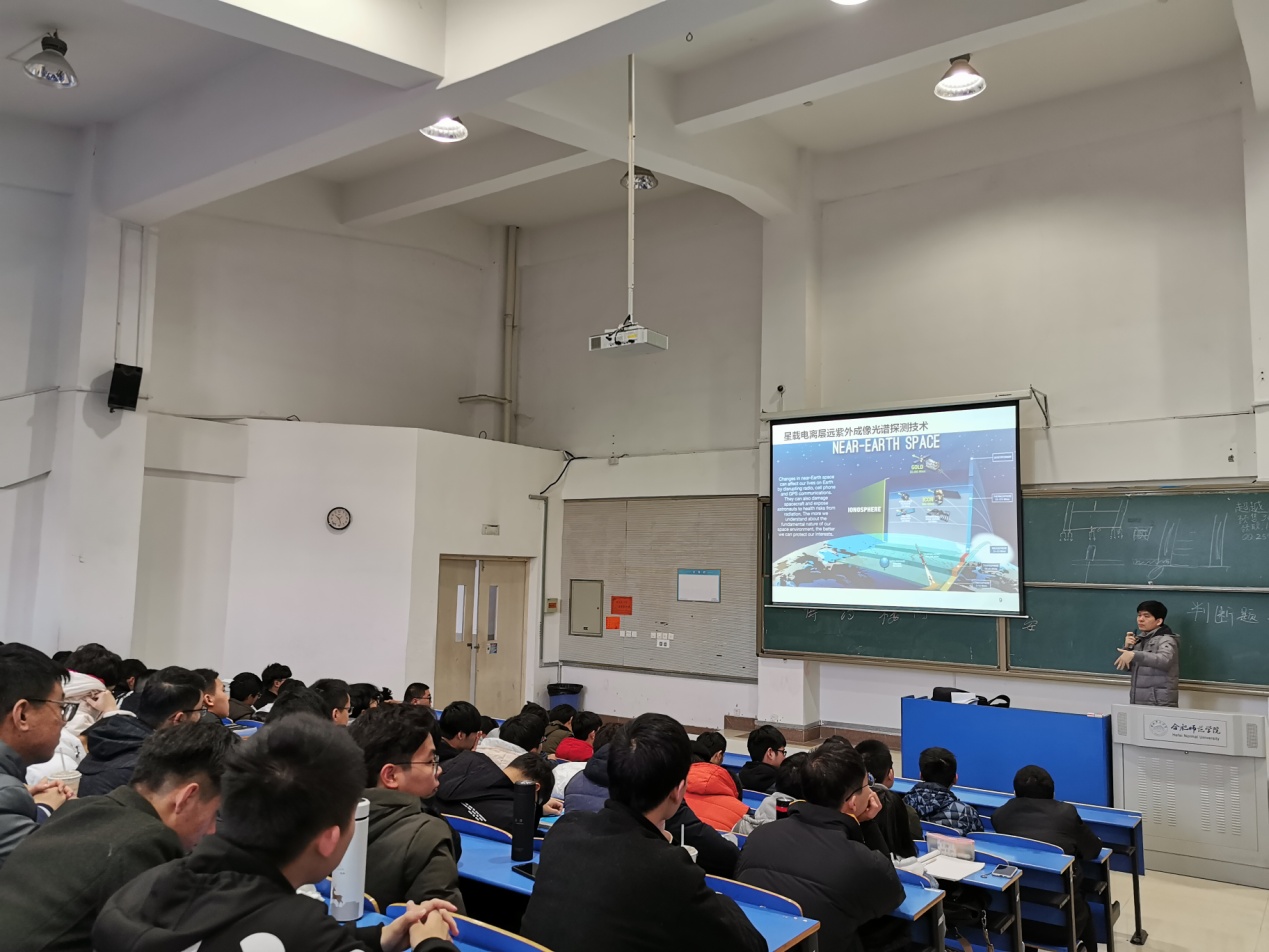 国产成人精品白浆久久69