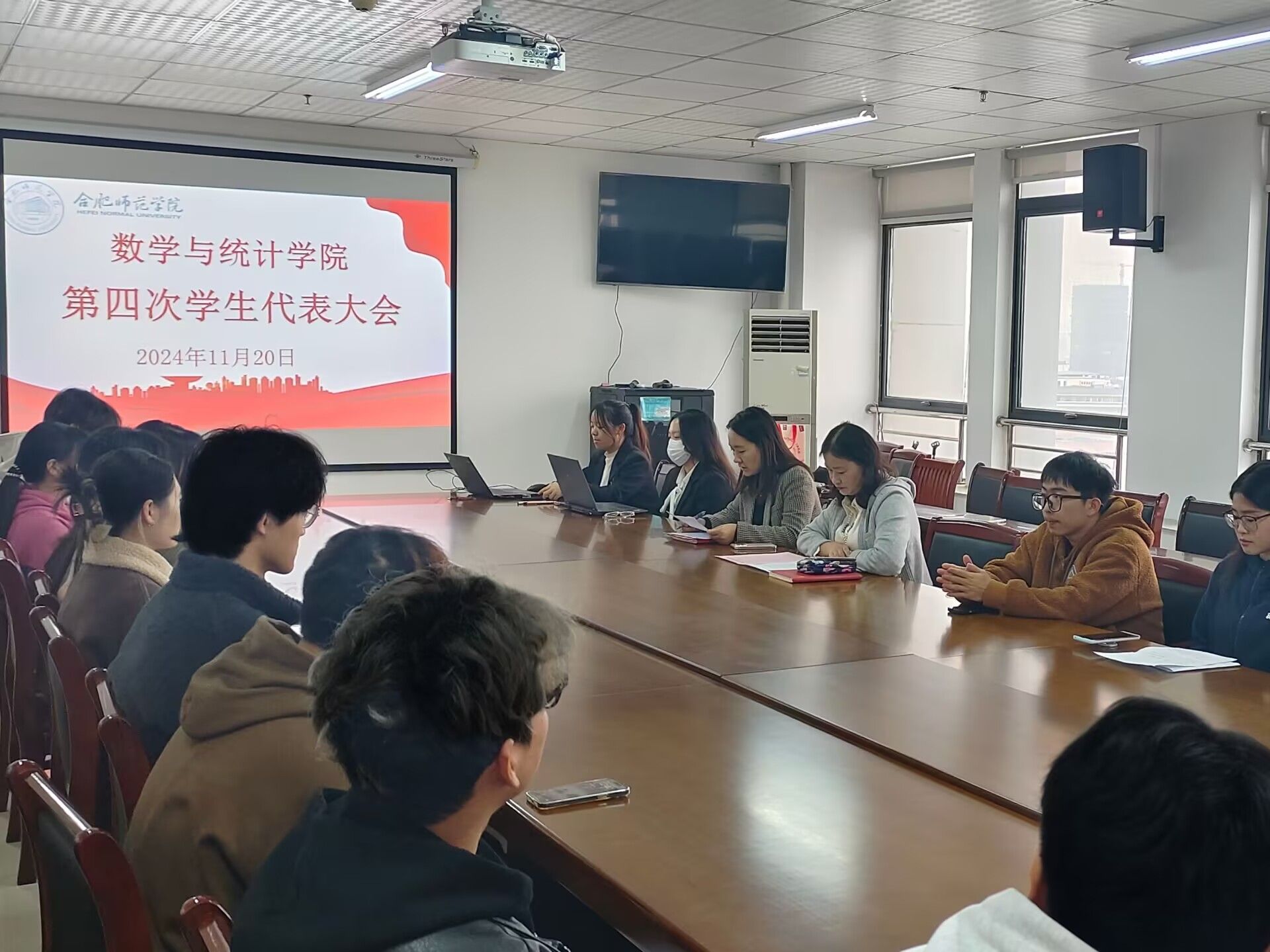 国产成人精品白浆久久69