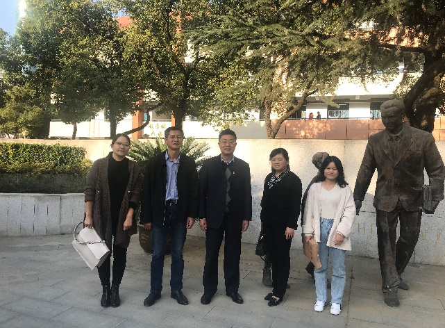 国产成人精品白浆久久69