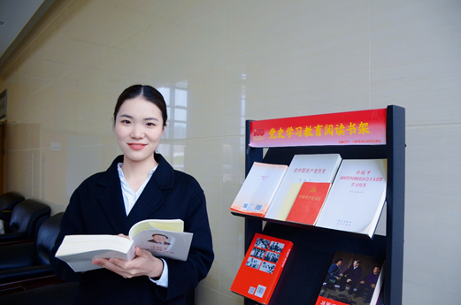 国产成人精品白浆久久69