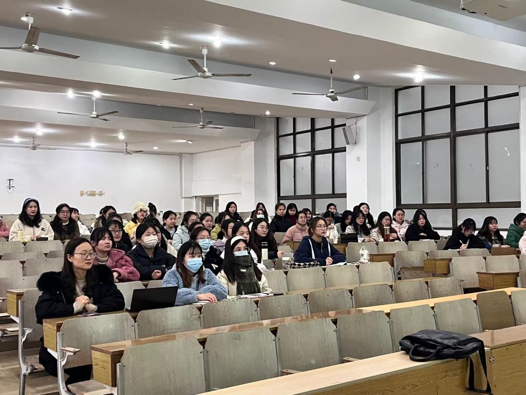 国产成人精品白浆久久69