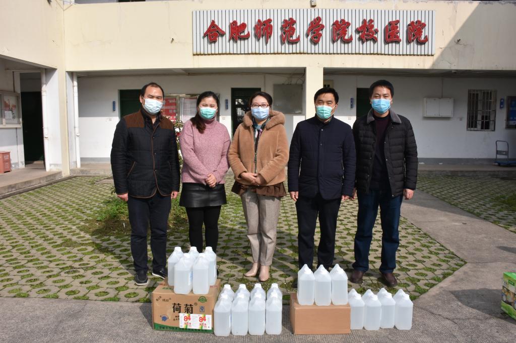 国产成人精品白浆久久69
