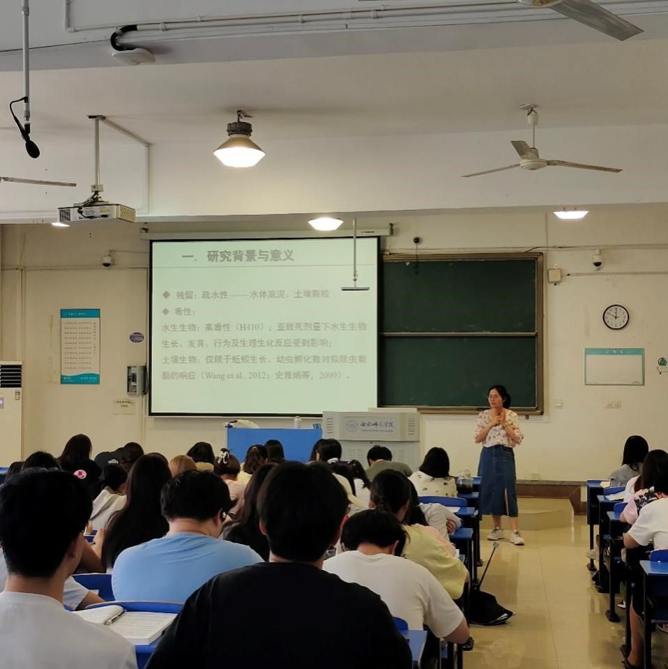 国产成人精品白浆久久69