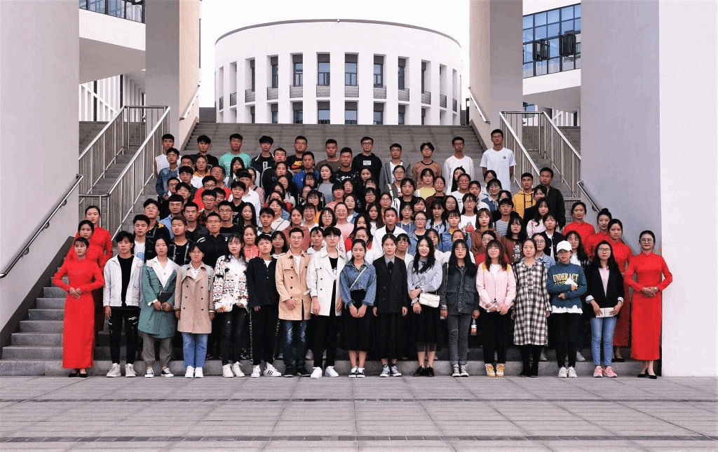 国产成人精品白浆久久69