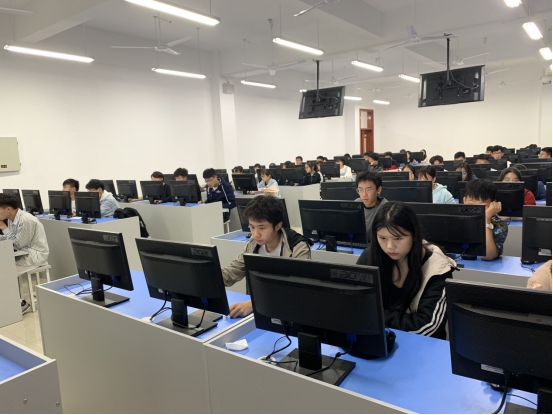 国产成人精品白浆久久69