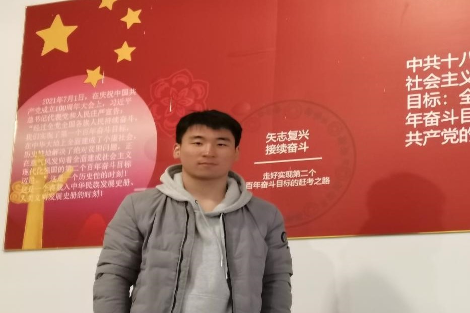 国产成人精品白浆久久69