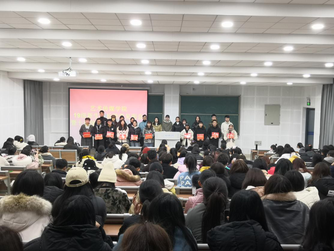 国产成人精品白浆久久69