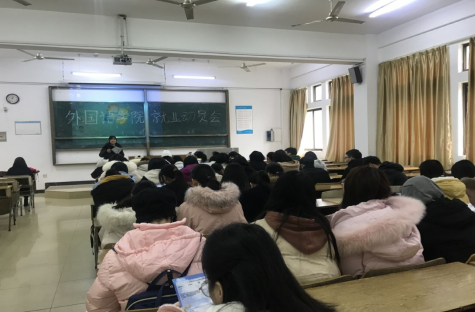 国产成人精品白浆久久69