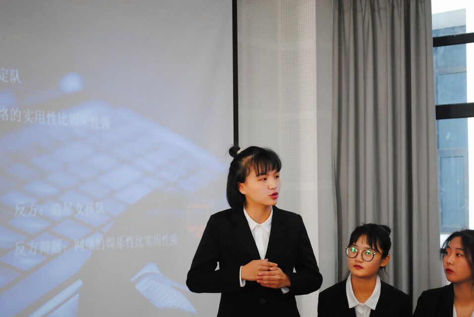 国产成人精品白浆久久69