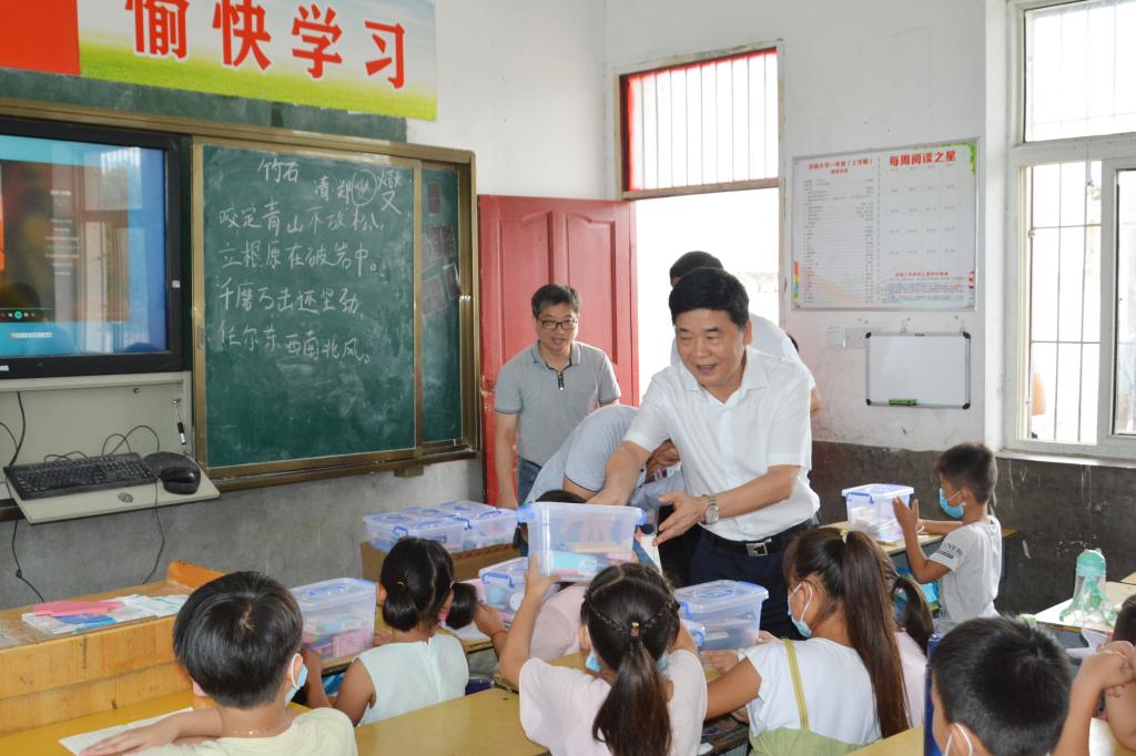 国产成人精品白浆久久69