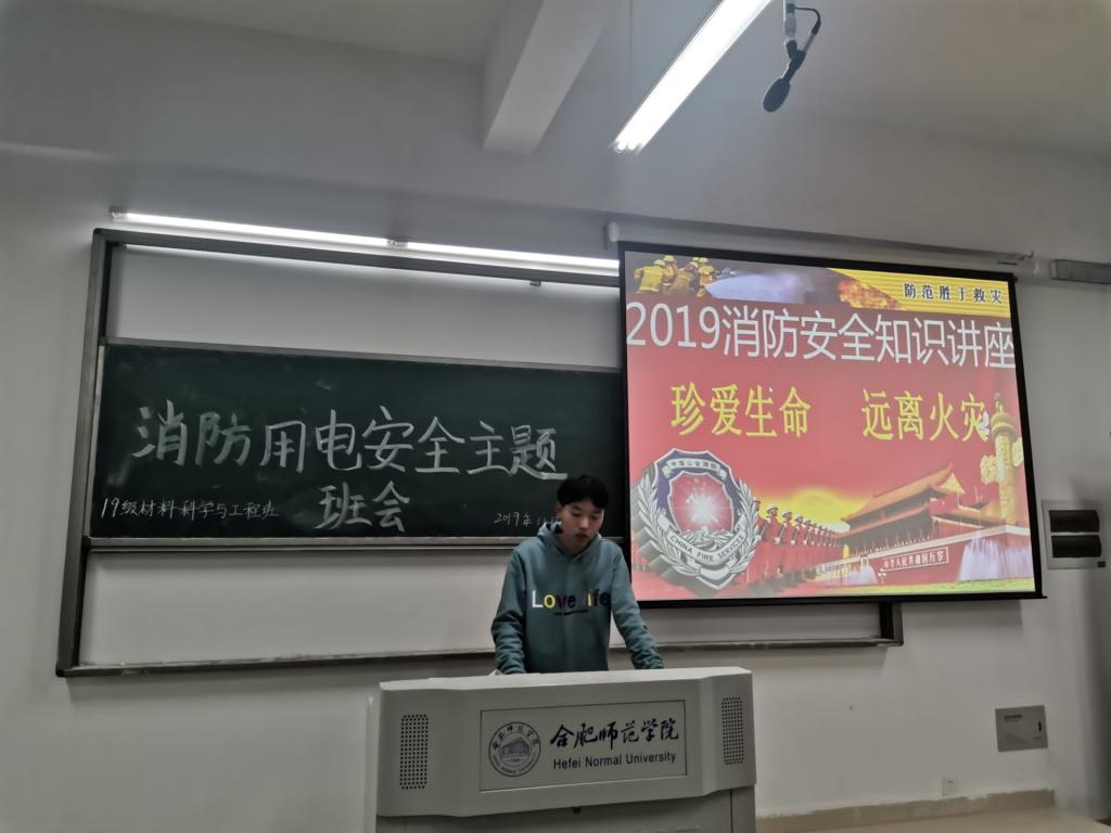 国产成人精品白浆久久69