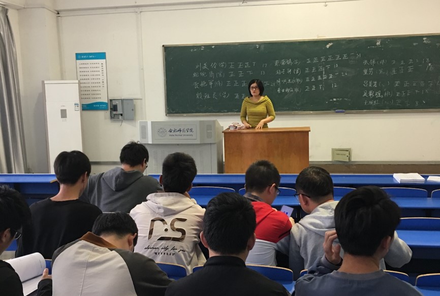 国产成人精品白浆久久69