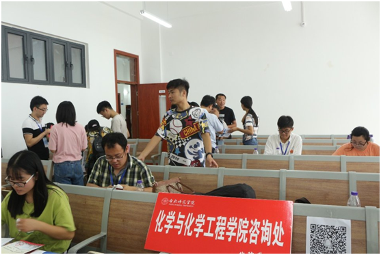国产成人精品白浆久久69