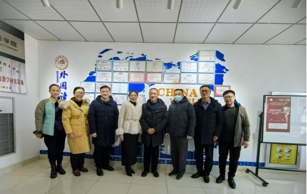 国产成人精品白浆久久69
