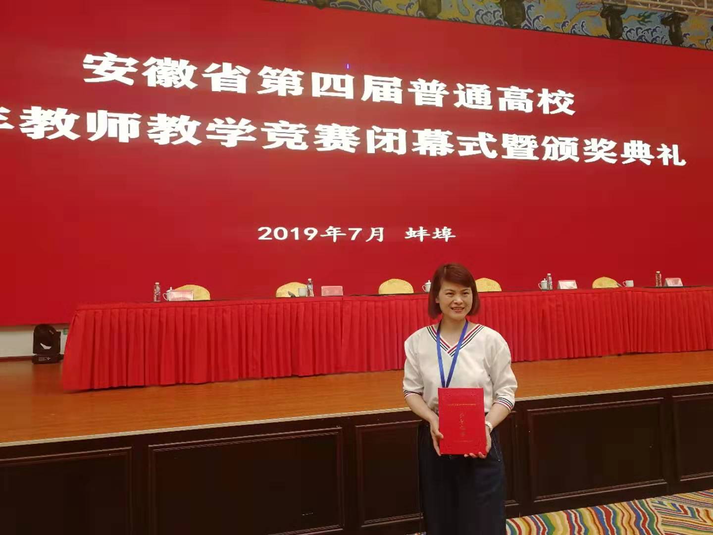 国产成人精品白浆久久69