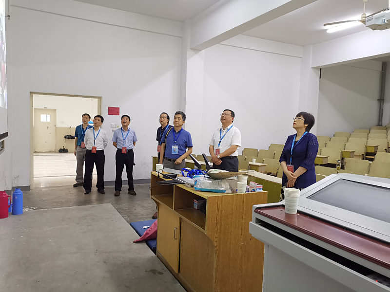 国产成人精品白浆久久69