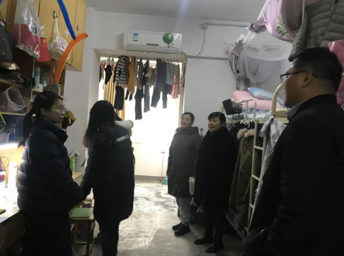 国产成人精品白浆久久69