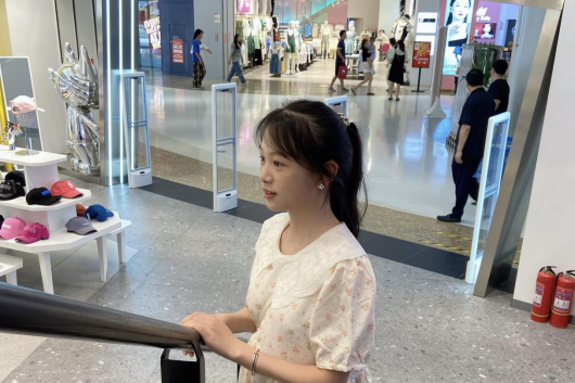 国产成人精品白浆久久69