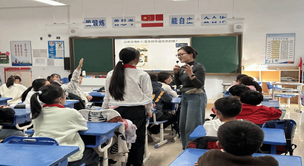 国产成人精品白浆久久69