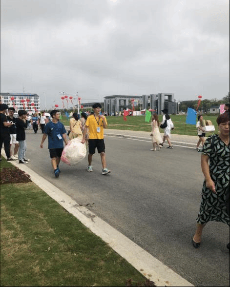 国产成人精品白浆久久69