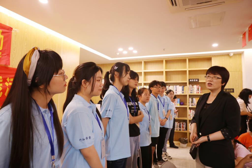 国产成人精品白浆久久69
