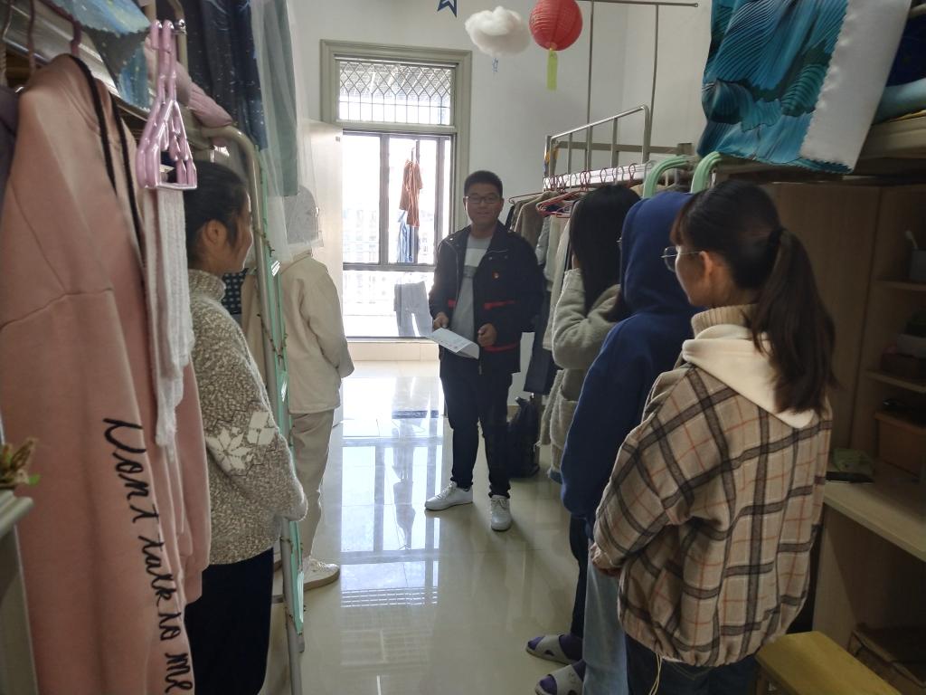 国产成人精品白浆久久69