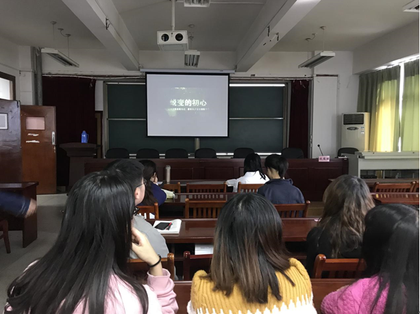 国产成人精品白浆久久69